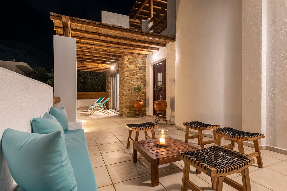 Lounge Area