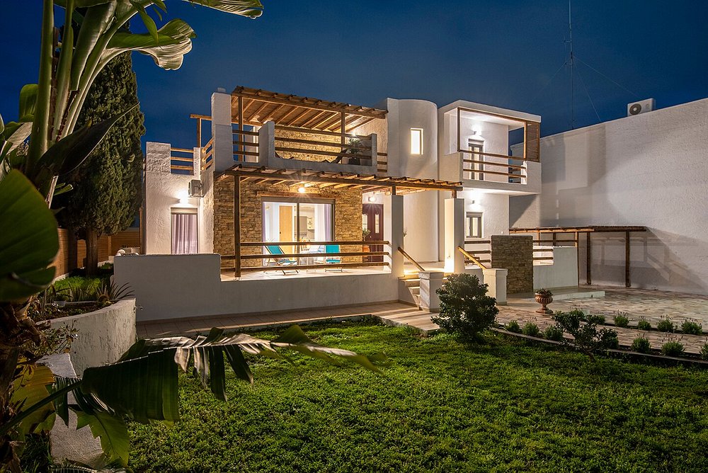 Villa Night View